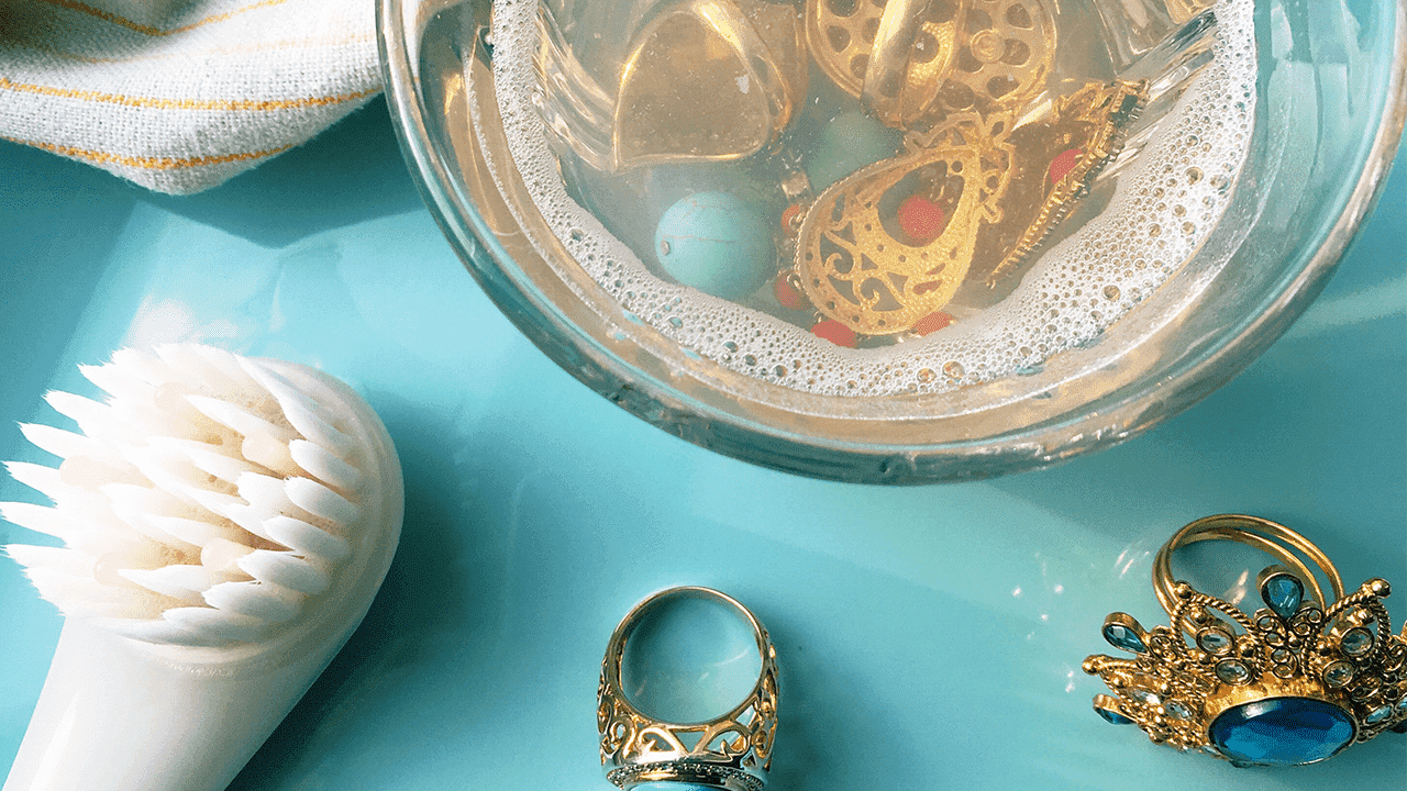 jewelry cleaner